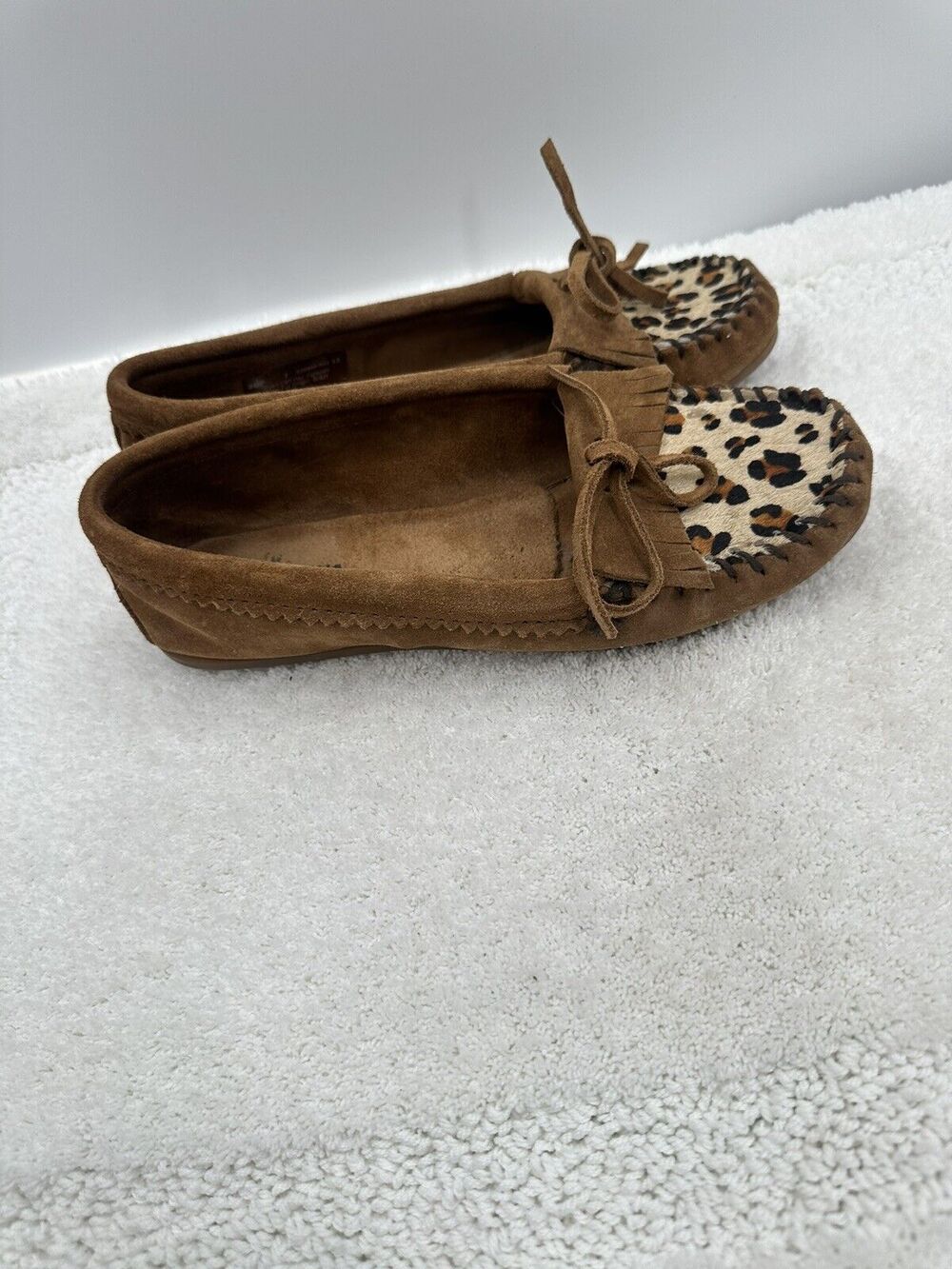 Minnetonka Brown Suede Leopard Kilty Animal Print Moccasins- Flats Size 7